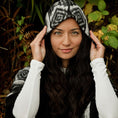 Load image into Gallery viewer, Cajas Wool Poncho