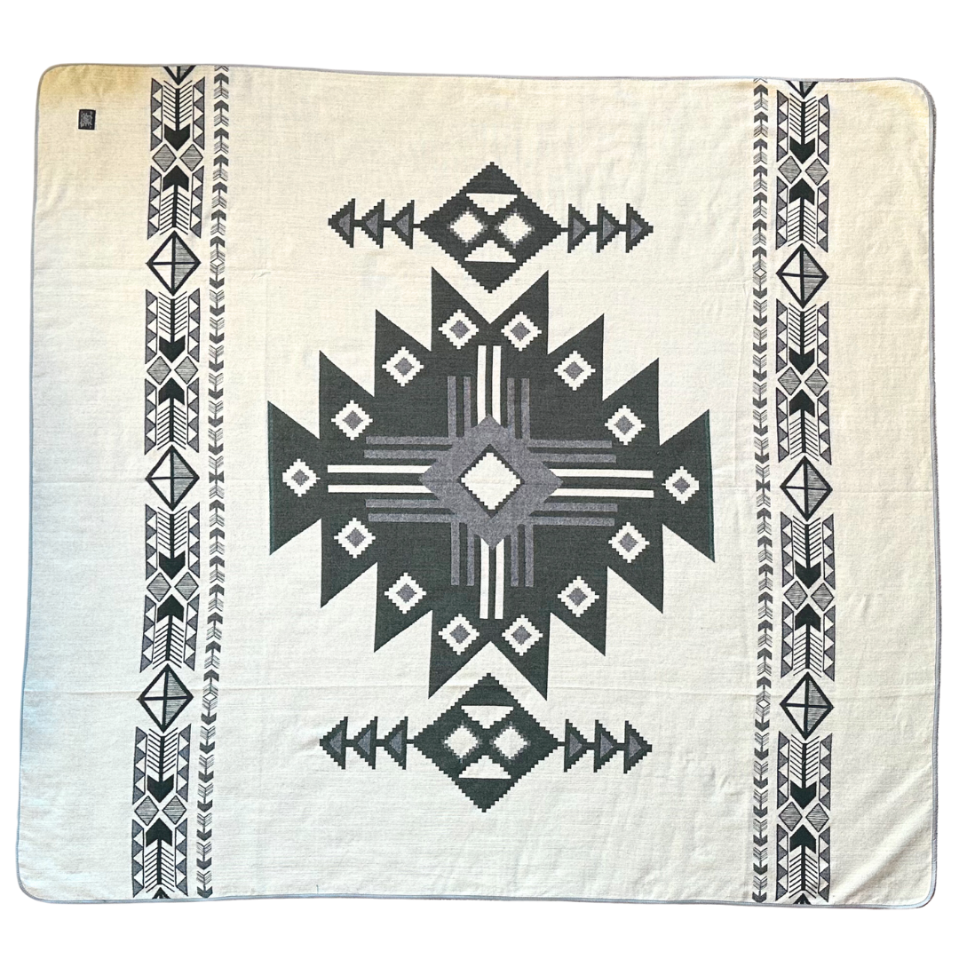 Latacunga Aztec Reversible Blanket