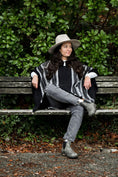 Load image into Gallery viewer, Cajas Wool Poncho