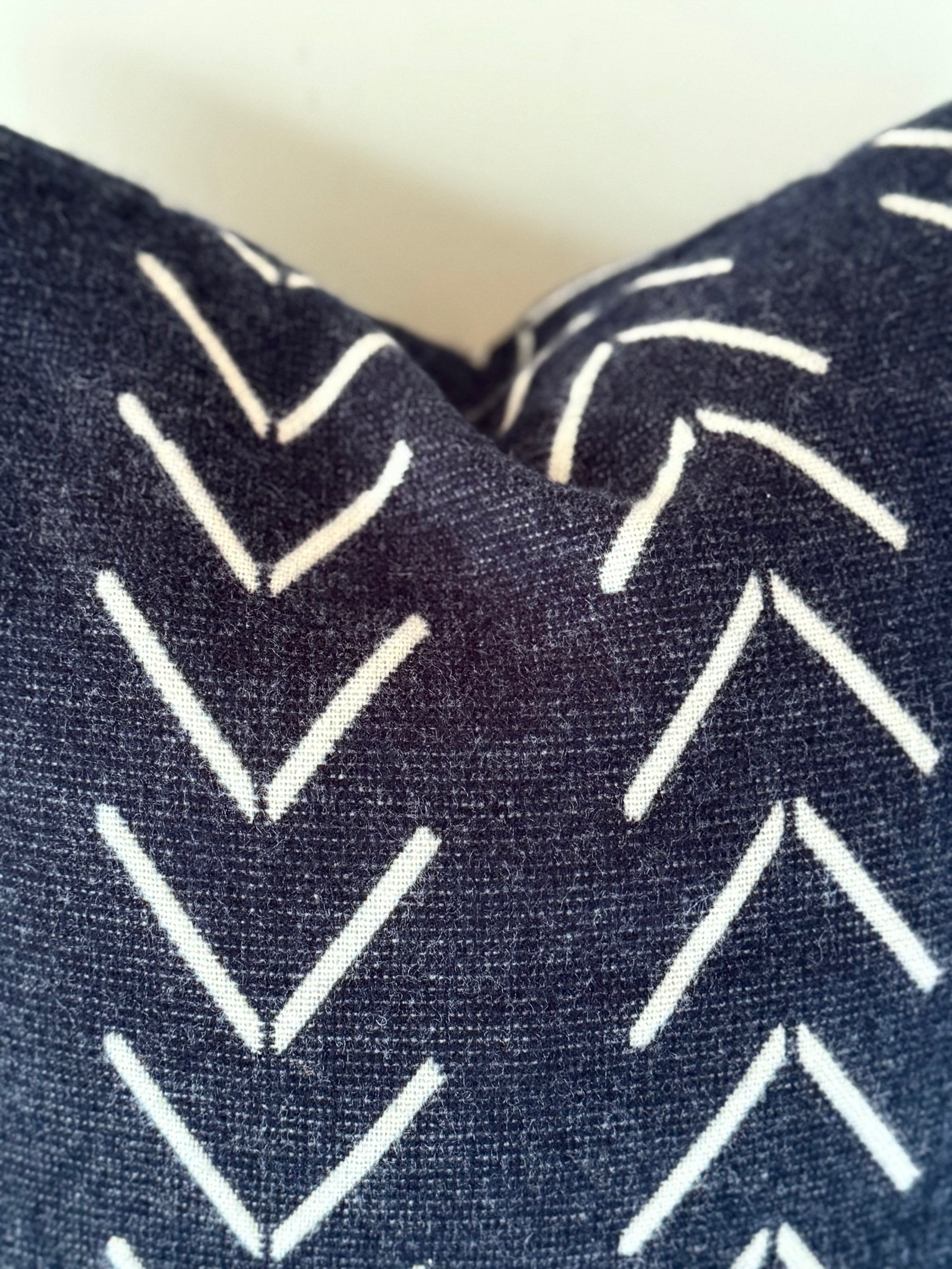 Nido Indigo Pillow Cover