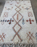 Load image into Gallery viewer, Chigaga Handwoven Moroccan Wool Rug 5x8