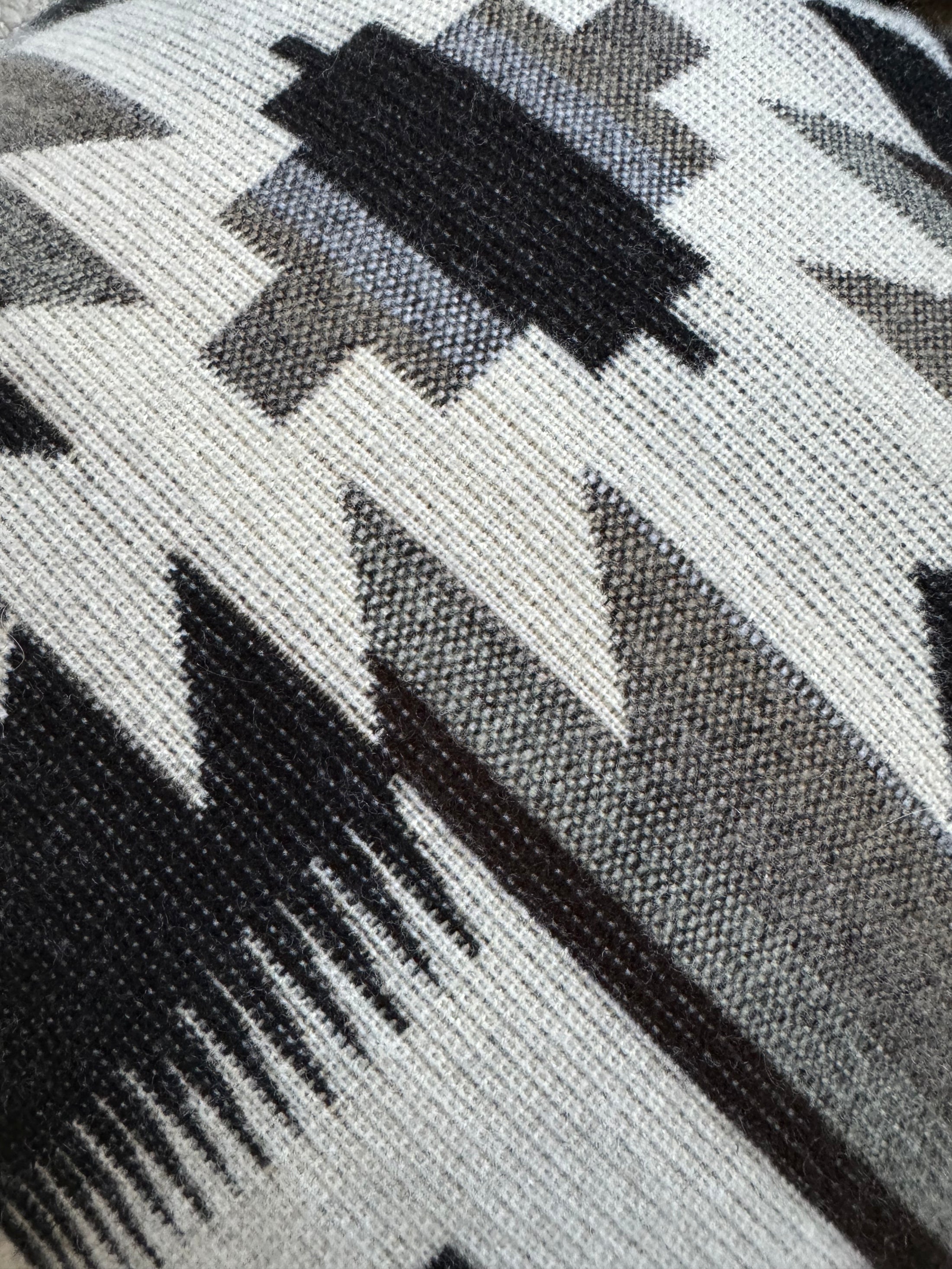 Tulcan Pillow Cover