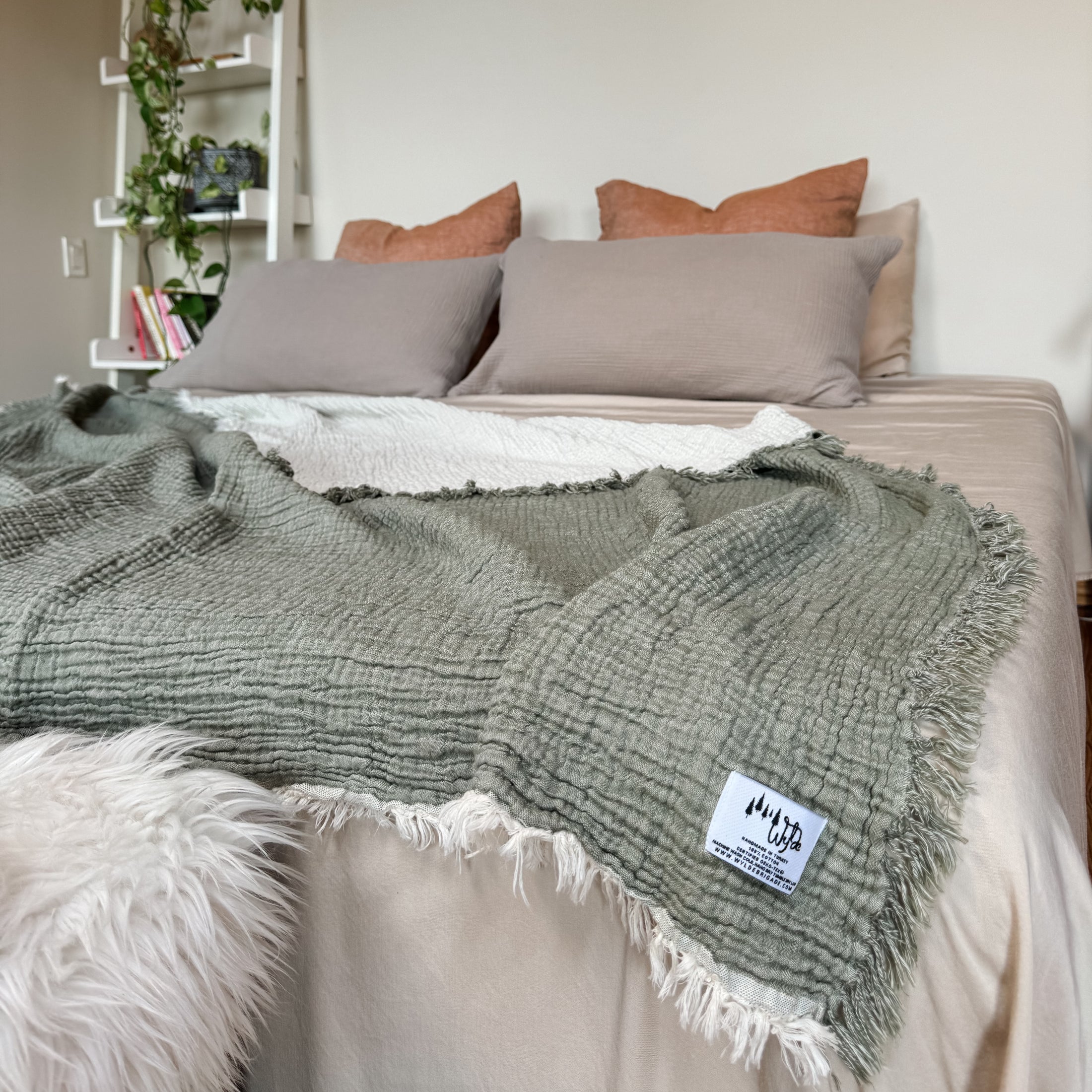 Bodrum Olive Green Crinkle Cotton Blanket