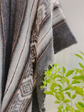 Load image into Gallery viewer, Cajas Wool Poncho