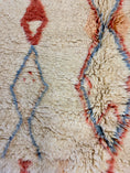 Load image into Gallery viewer, Tangier Handwoven Moroccan Wool Rug