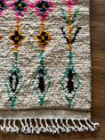 Load image into Gallery viewer, Martil Handwoven Moroccan Wool Rug 3x5