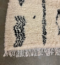 Load image into Gallery viewer, Nehal Handwoven Moroccan Wool Rug 4.5x8.5