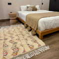 Load image into Gallery viewer, Tizi Handwoven Moroccan Wool Rug 3x5