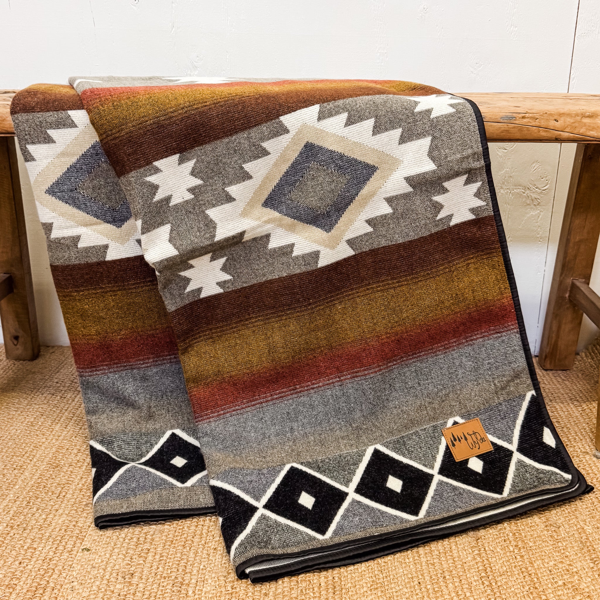 Cotacachi Aztec Reversible Blanket