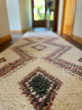 Load image into Gallery viewer, Rimsha Wool Runner Rug 2.5x9.5