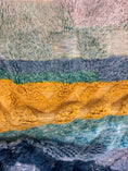 Load image into Gallery viewer, Kamran Handwoven Moroccan Wool Rug 5x8