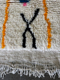 Load image into Gallery viewer, Bamou Handwoven Moroccan Wool Rug 4.5x7