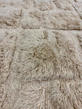 Load image into Gallery viewer, Menna Handwoven Moroccan Mrirt Wool Rug 6x8.5