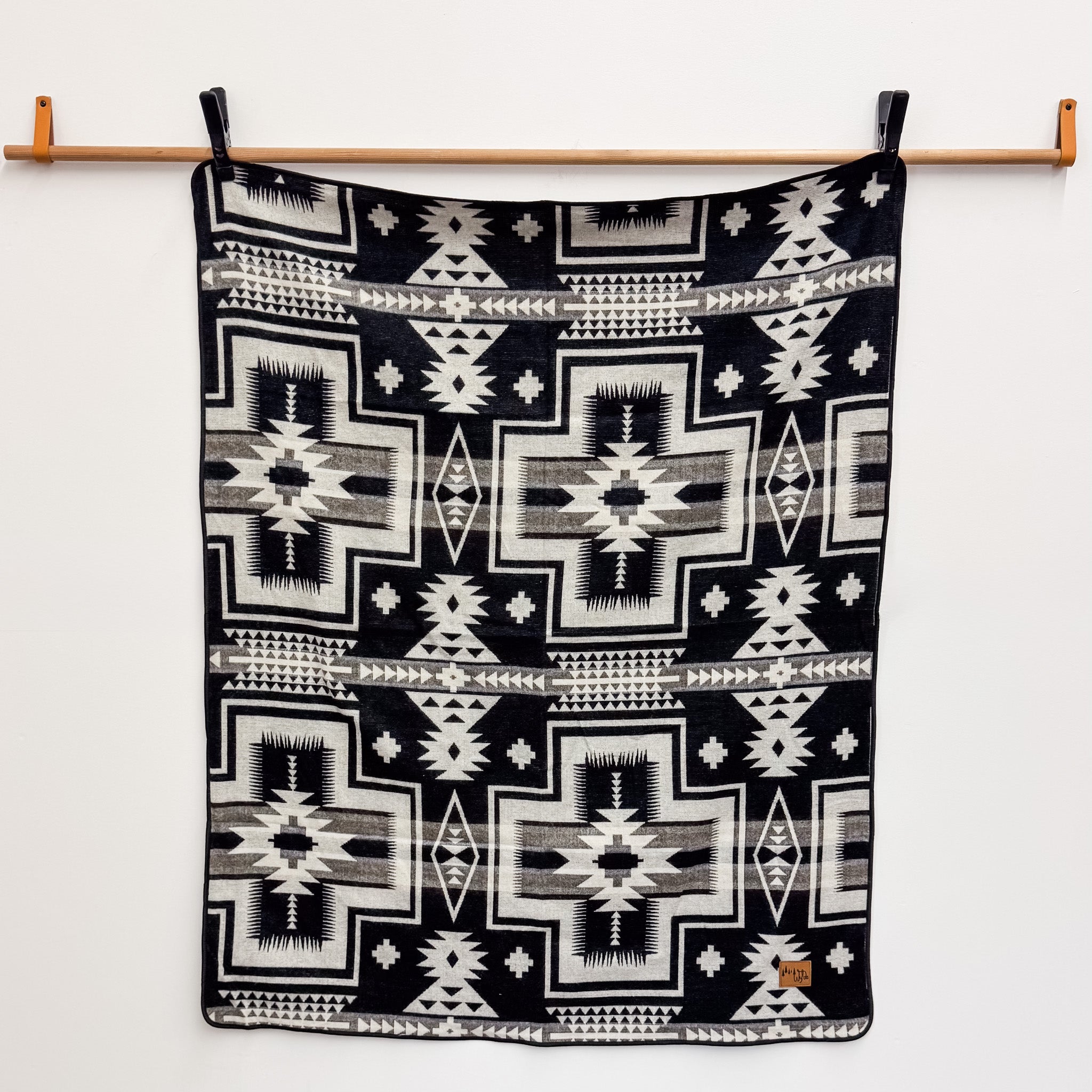 Tulcan Reversible Blanket