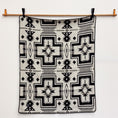Load image into Gallery viewer, Tulcan Reversible Blanket