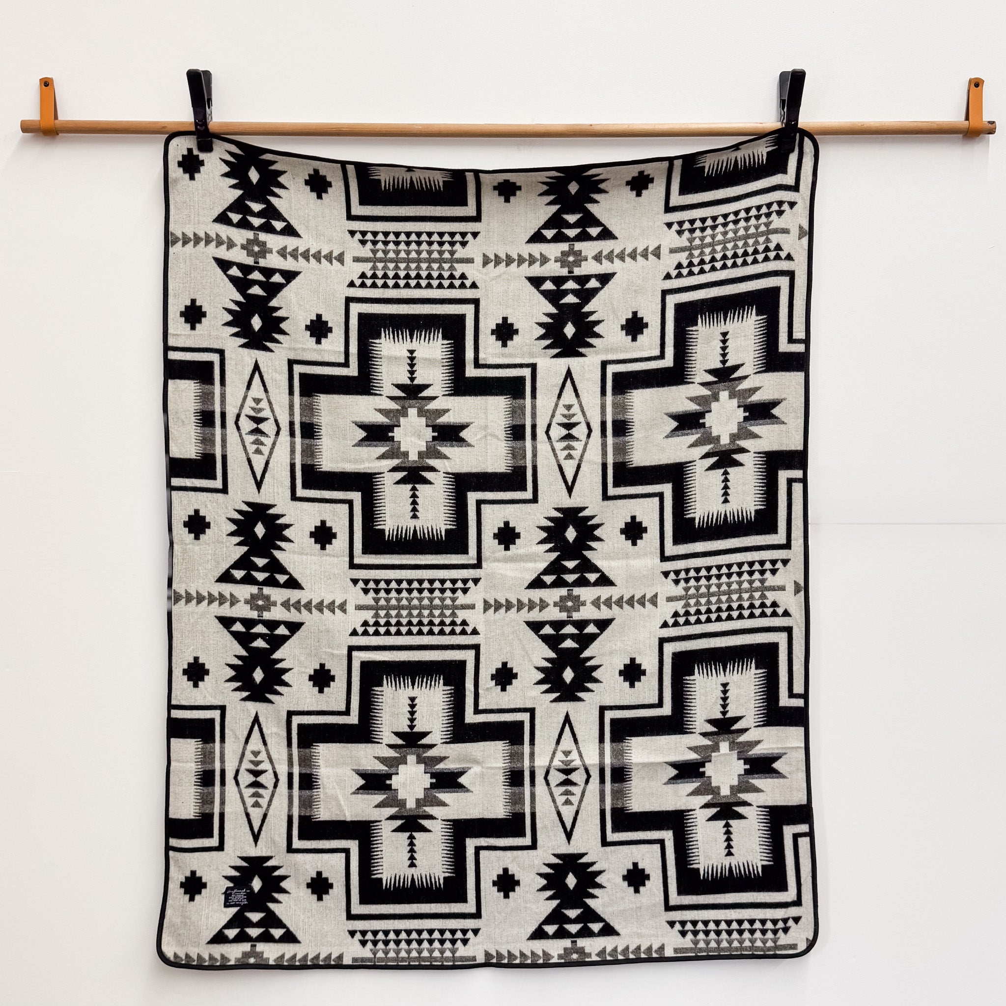 Tulcan Reversible Blanket