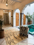 Load image into Gallery viewer, Kasbah Handwoven Moroccan Wool Rug