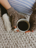 Load image into Gallery viewer, Alpaca Fingerless Gloves