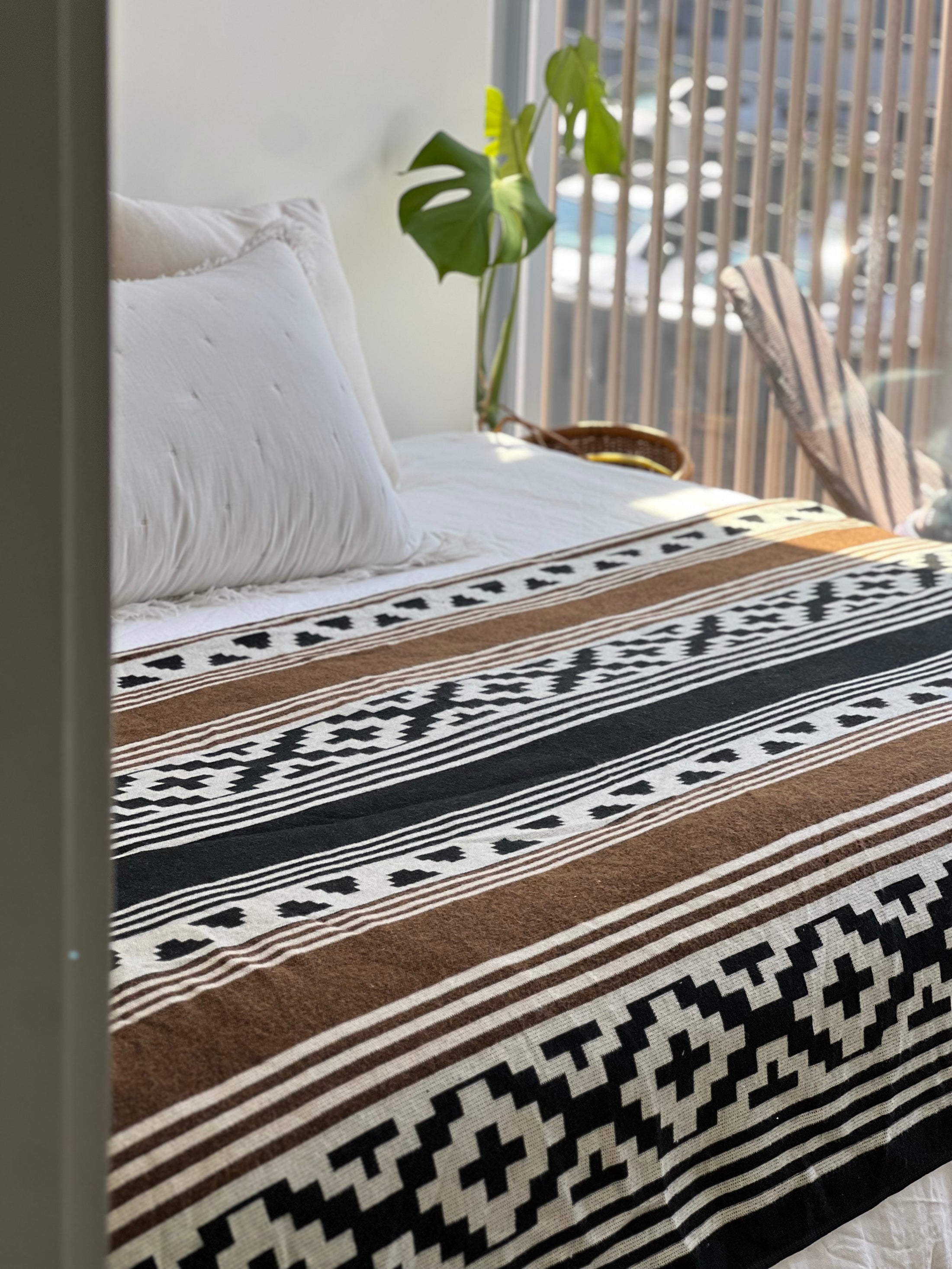 Nobol Reversible Blanket