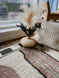 Load image into Gallery viewer, Yezzah Handwoven Moroccan Wool Rug 5x8