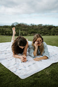 Load image into Gallery viewer, Puyo Aztec Reversible Blanket