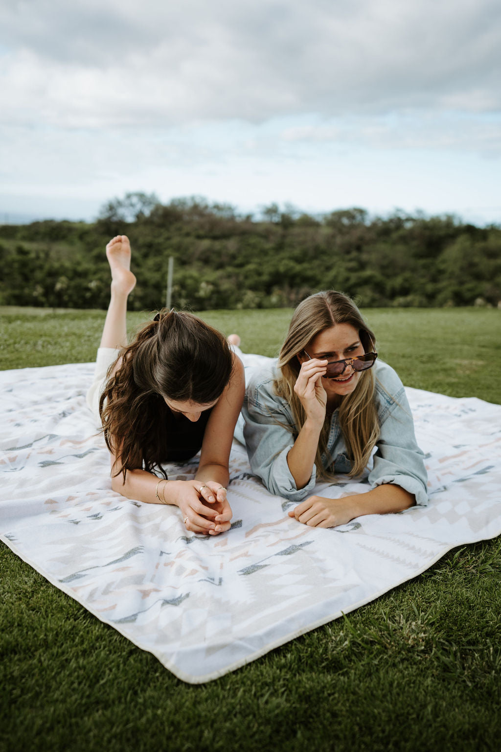 Puyo Aztec Reversible Blanket
