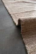 Load image into Gallery viewer, Kilim Beige Handwoven Moroccan Wool Rug