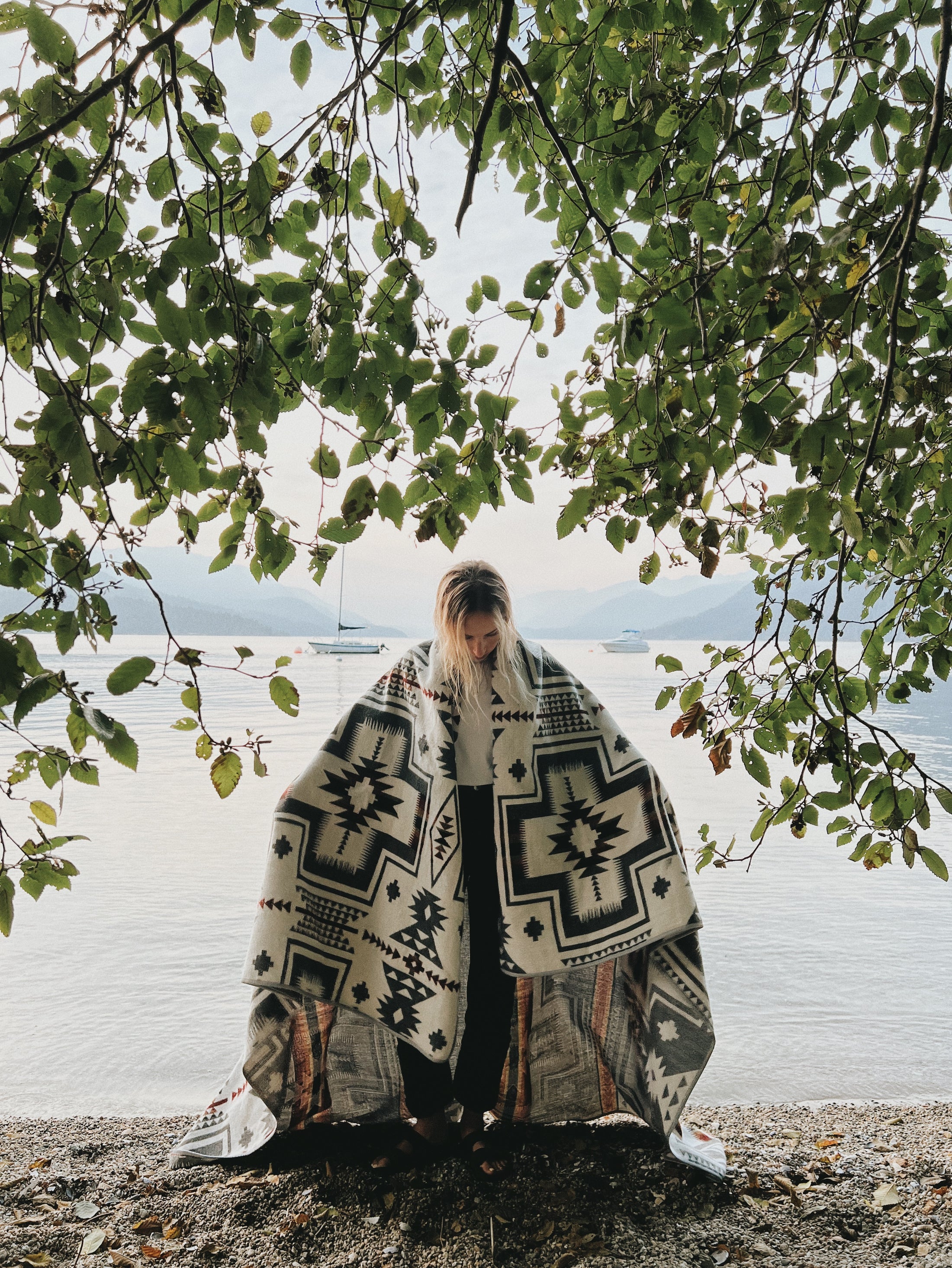 Mindo Reversible Blanket