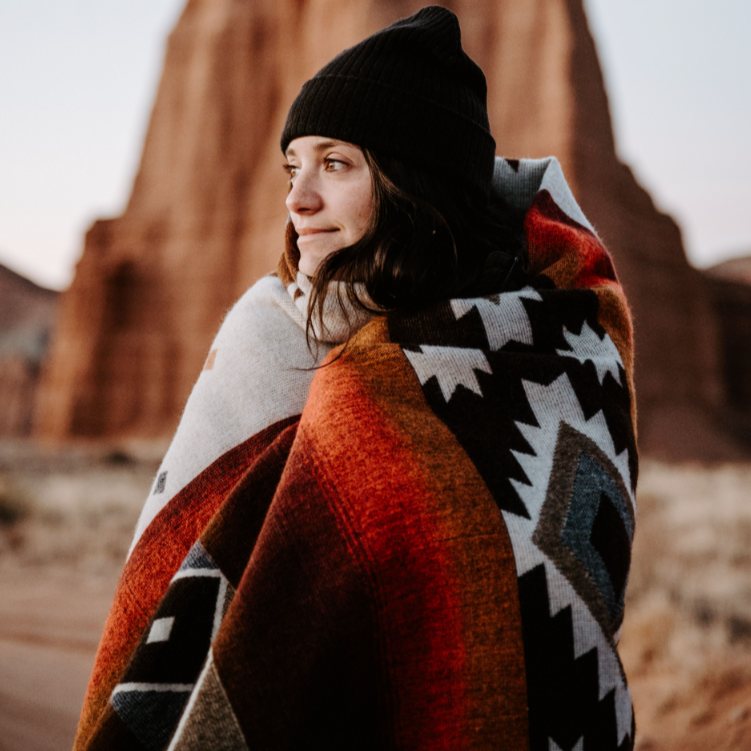 Machala Aztec Diamond Reversible Blanket