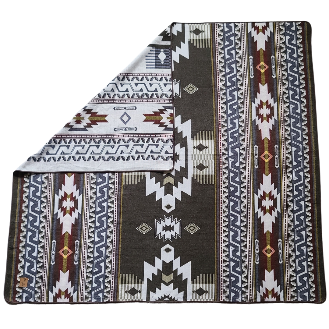 Yasuni Aztec Reversible Blanket