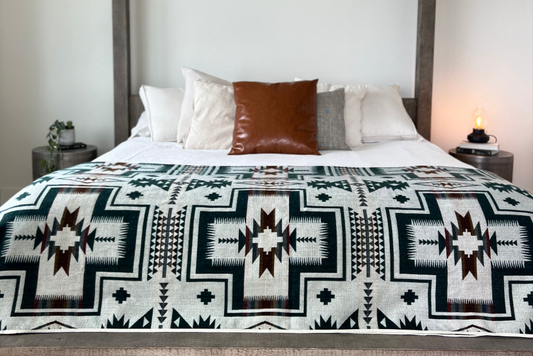 Best Blanket for Layered Bedding