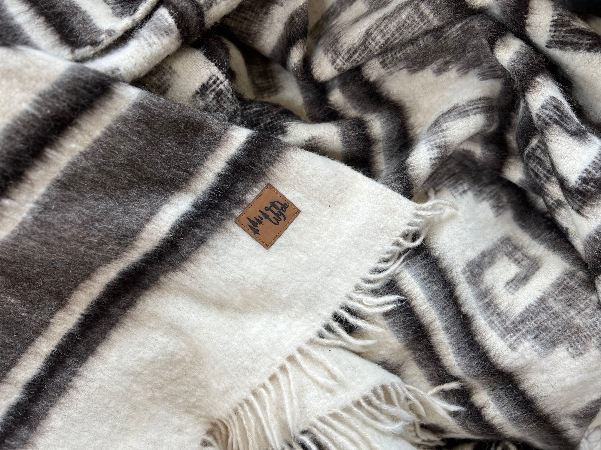 WOOL BLANKETS