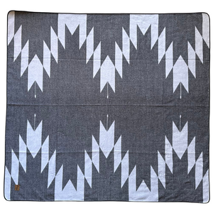 Loja Aztec Reversible Blanket