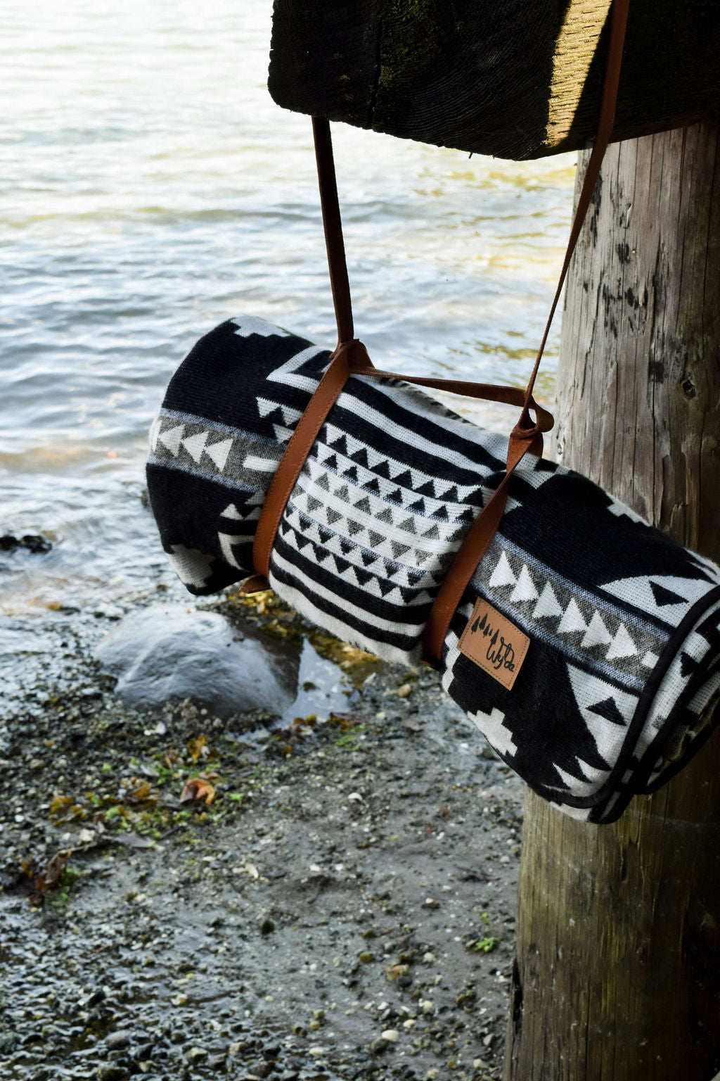 Tulcan Reversible Blanket