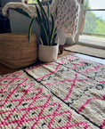 Load image into Gallery viewer, Ouarzazate Handwoven Moroccan Wool Rug 3x5
