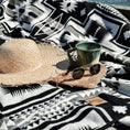 Load image into Gallery viewer, Tulcan Reversible Blanket
