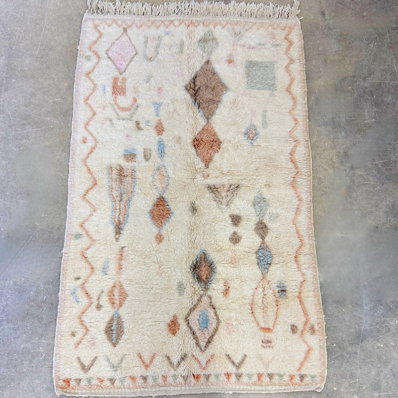 Dalia Handwoven Moroccan Wool Rug 5x8