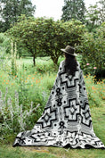 Load image into Gallery viewer, Tulcan Reversible Blanket
