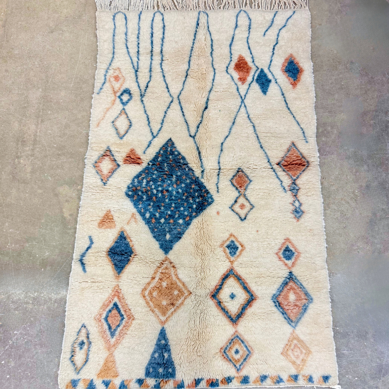 Wafaa Handwoven Moroccan Wool Rug 5x9
