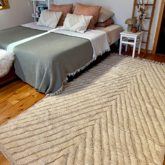 Bazma Handwoven Moroccan Wool Rug 5x8