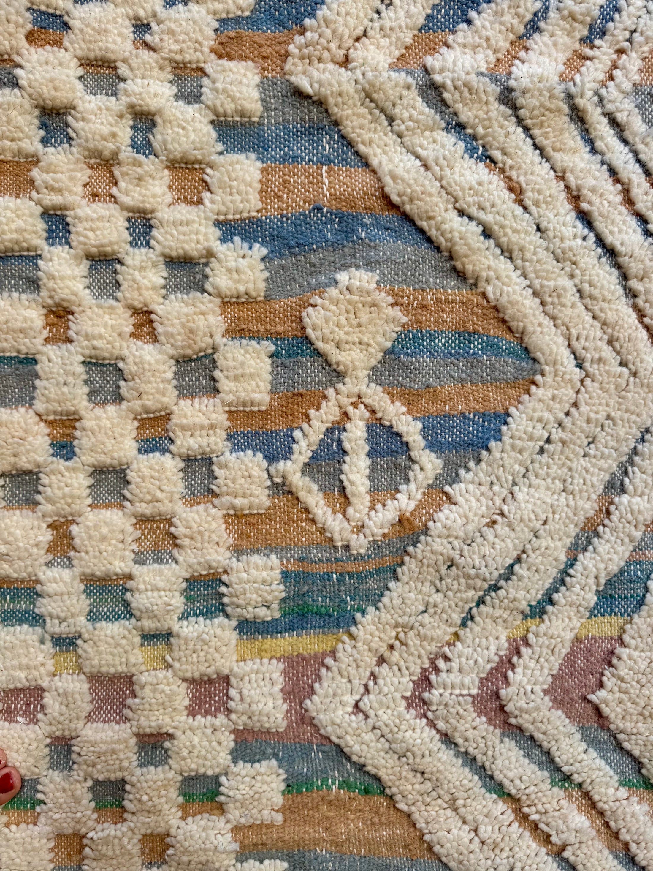 Uzma Handwoven Moroccan Wool Rug 5x8.5