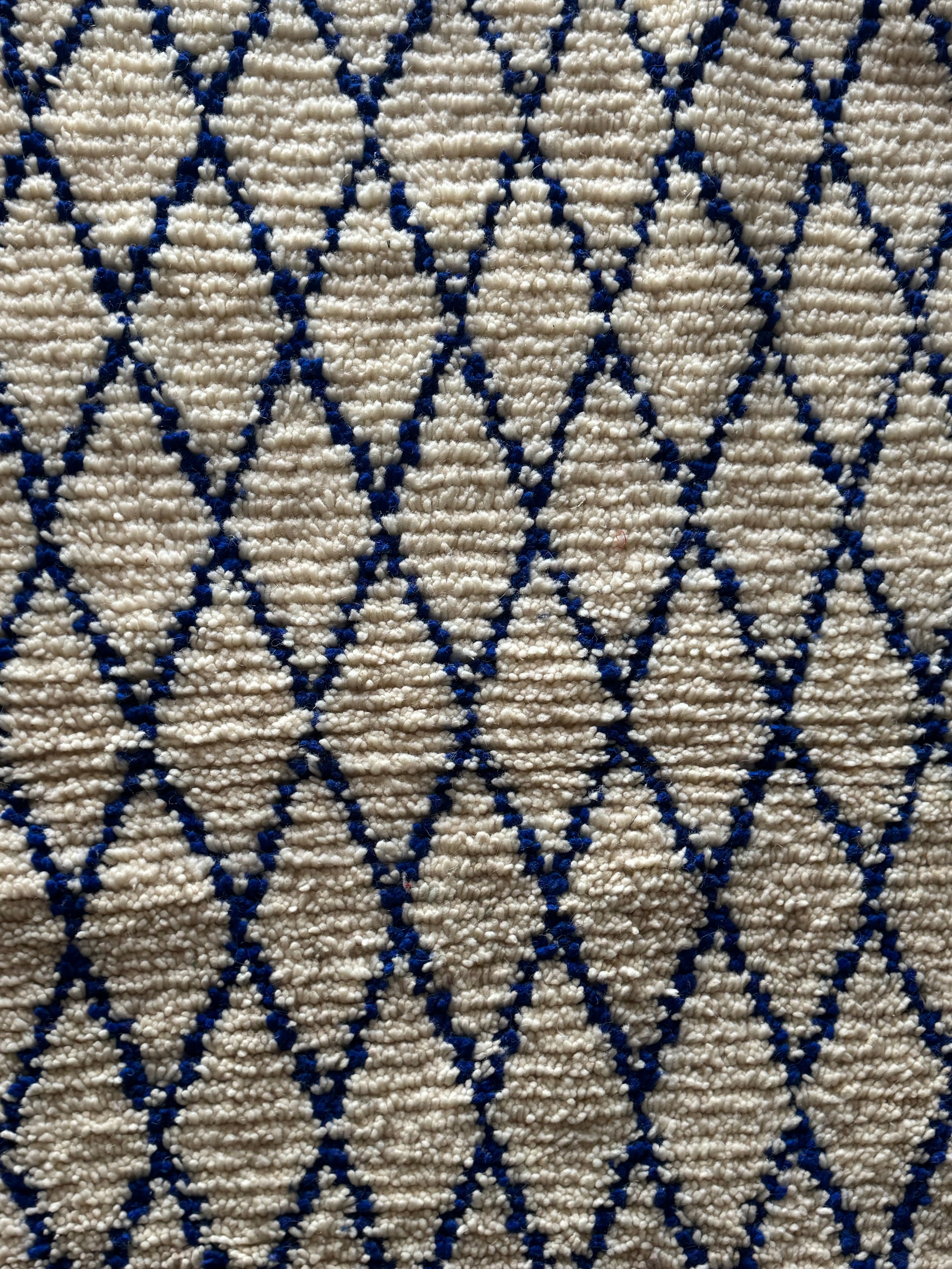 Massa Handwoven Moroccan Wool Rug 3x5