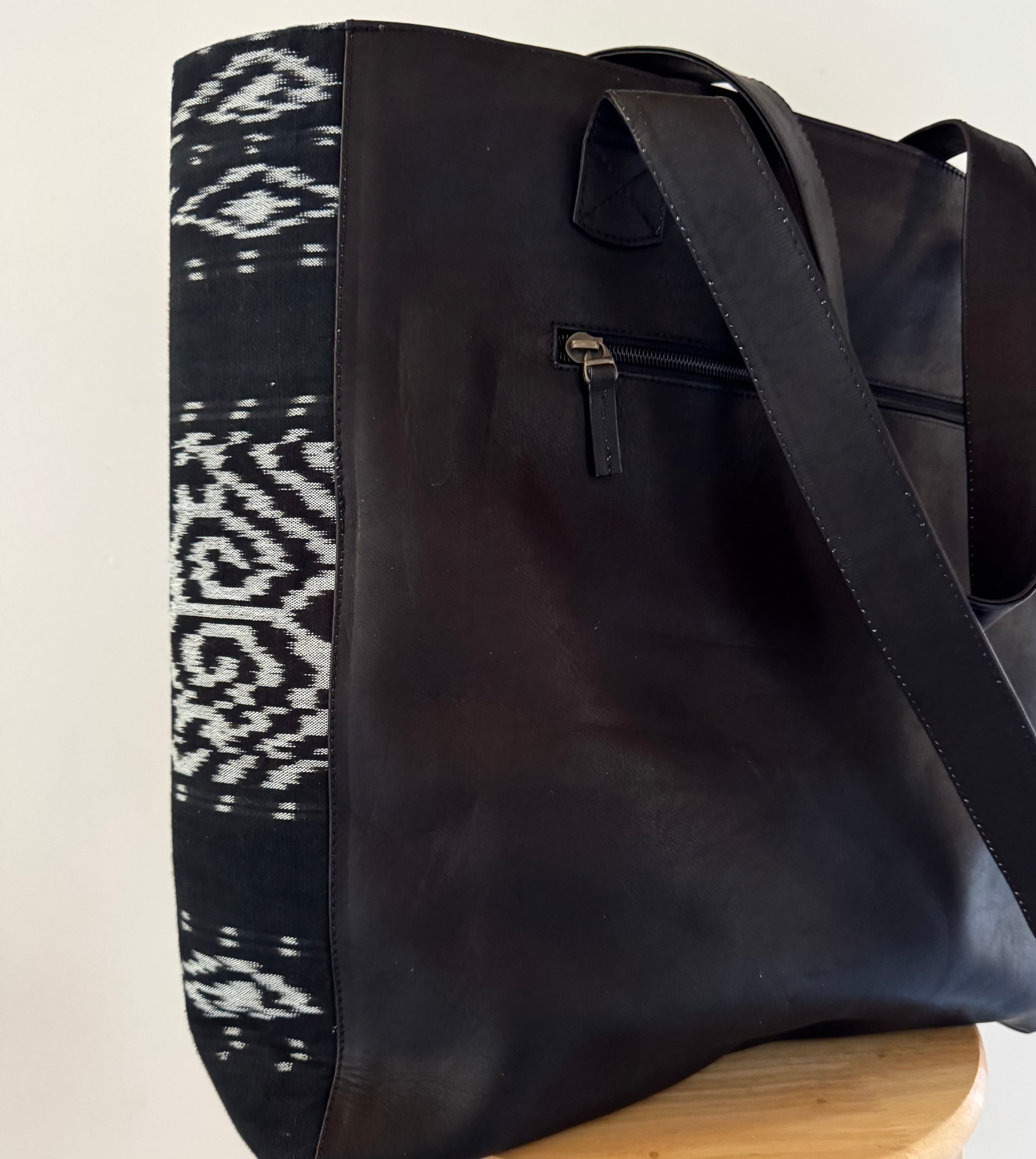 Guate Carryall Tote Bag