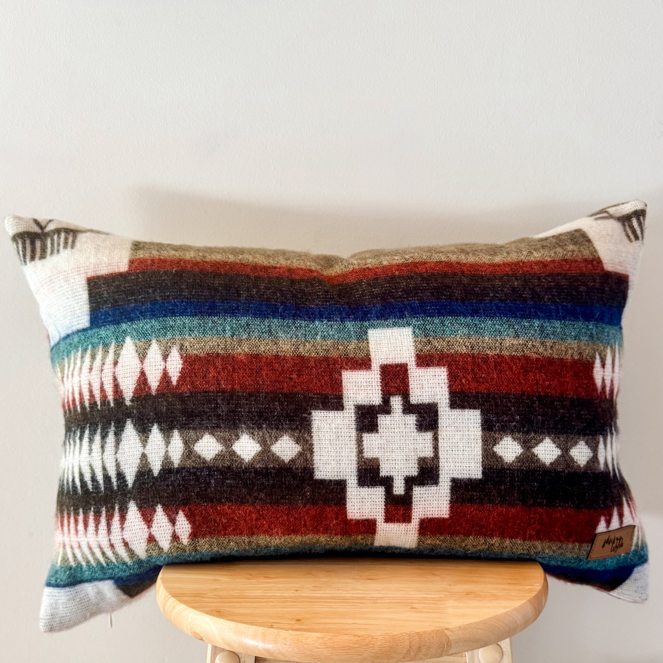 Tumbaco Lumbar Pillow Cover