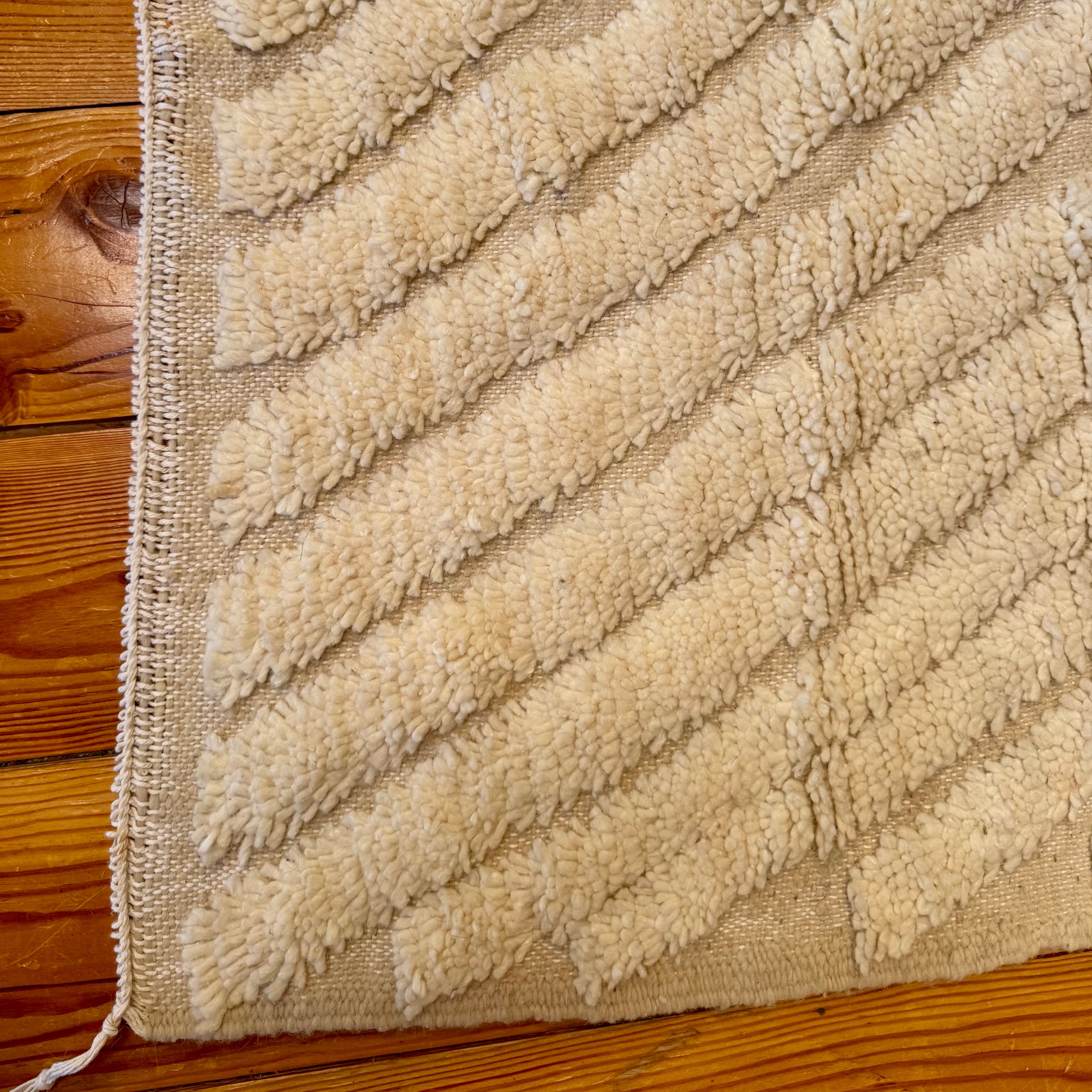 Bazma Handwoven Moroccan Wool Rug 5x8