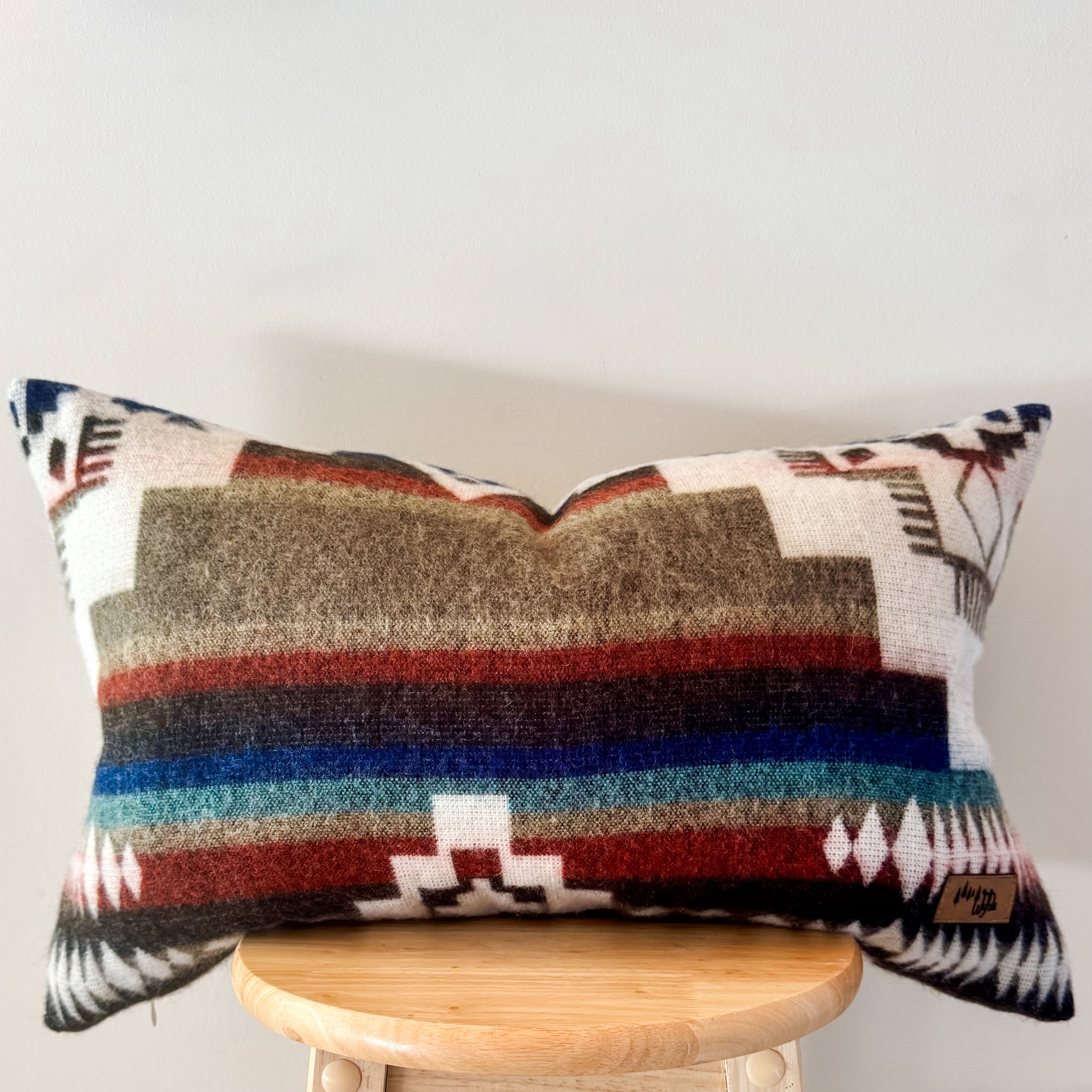 Tumbaco Lumbar Pillow Cover