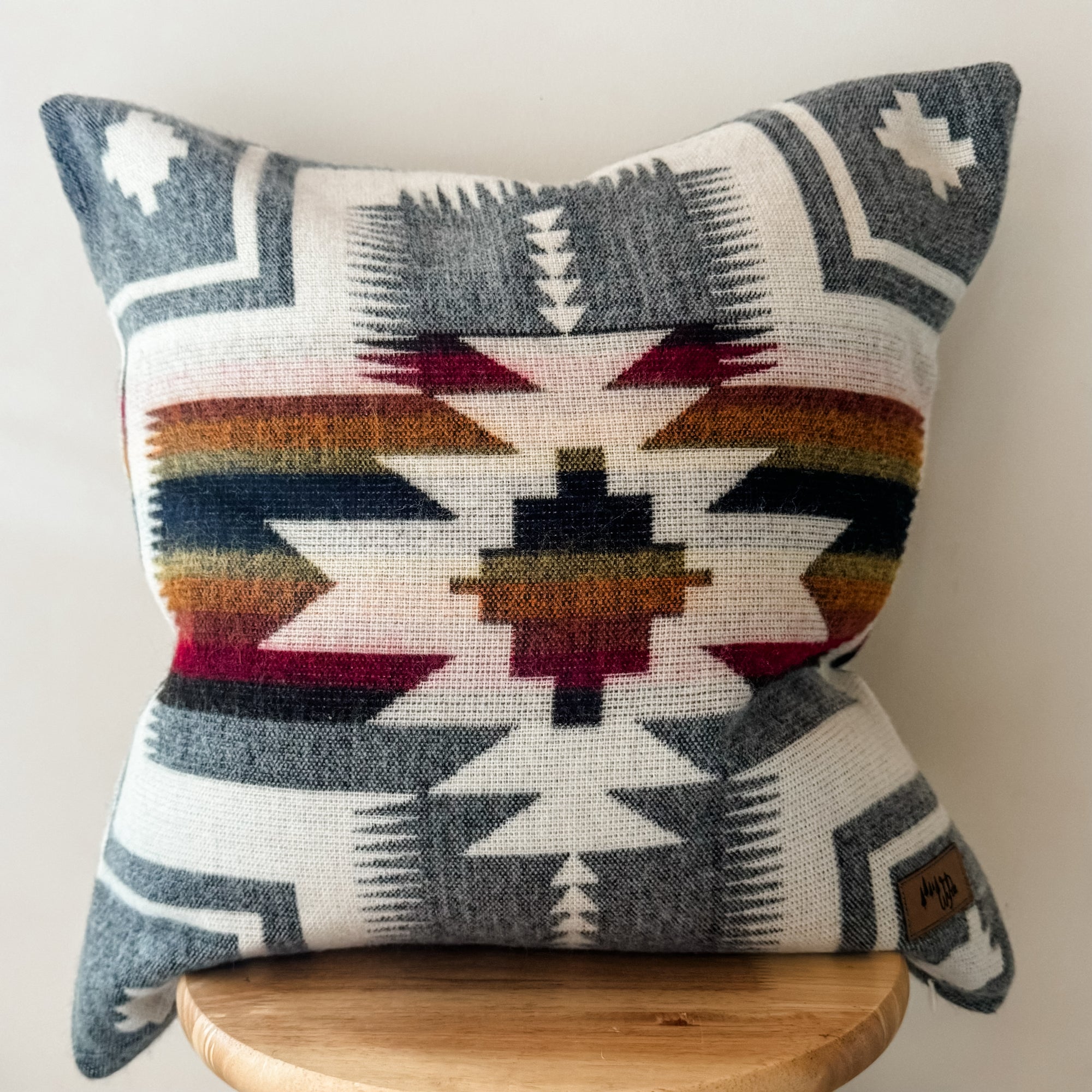 Mindo Pillow Cover