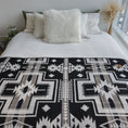 Load image into Gallery viewer, Tulcan Reversible Blanket
