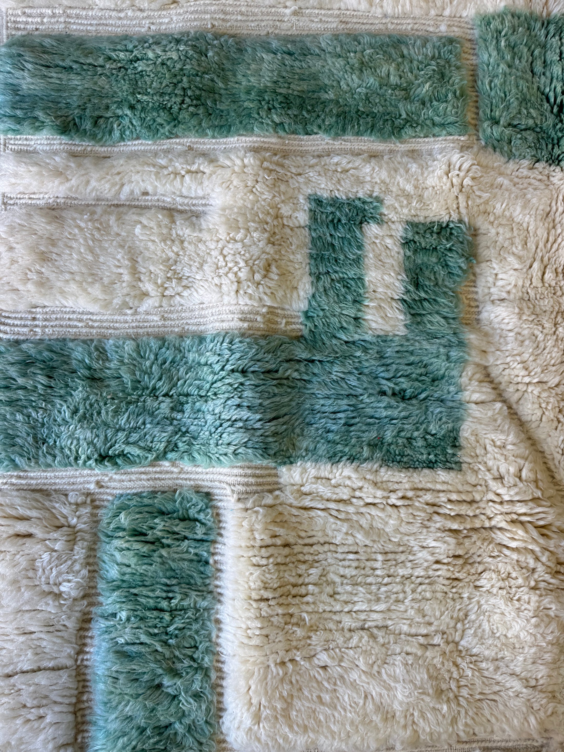 Bilal Handwoven Moroccan Wool Rug 5x8