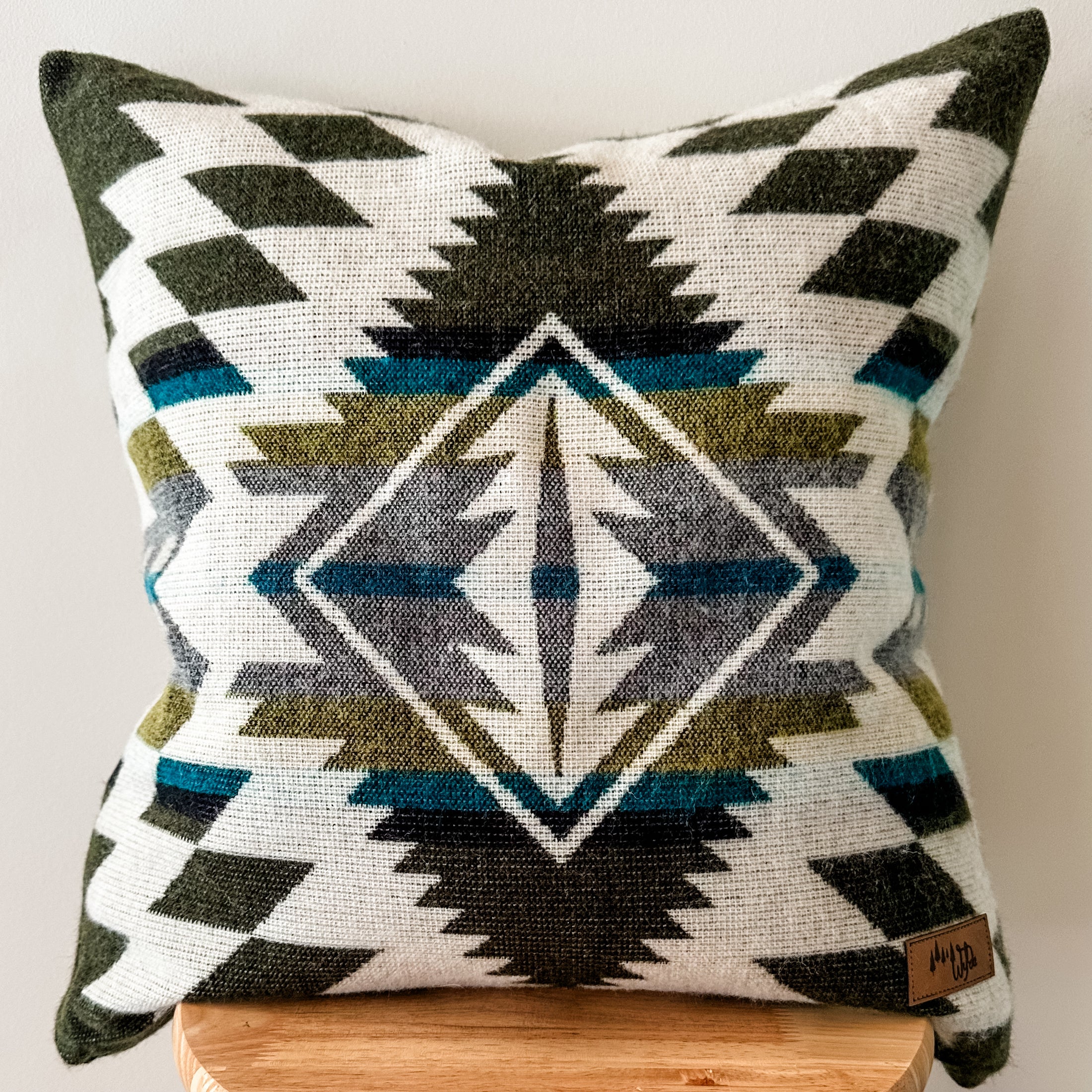 Esmeraldas Green Pillow Cover